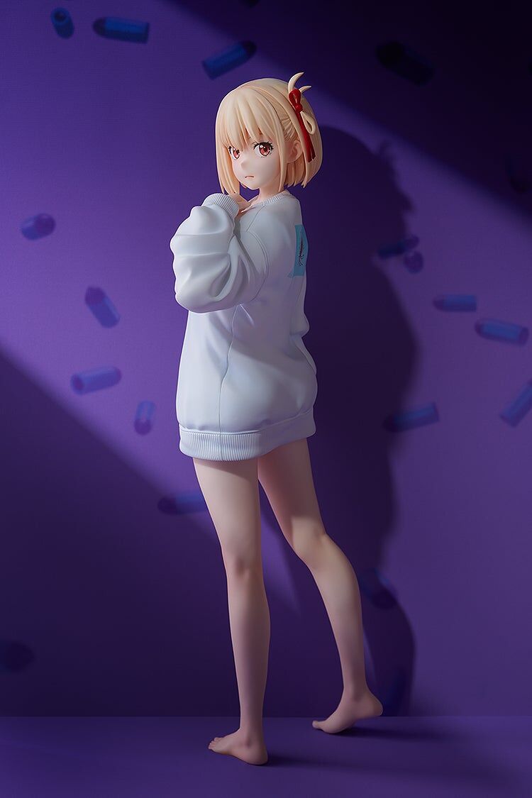 Lycoris Recoil Chisato Nishikigi: Oversized Sweatshirt Ver. 1/7 (Pre-order)
